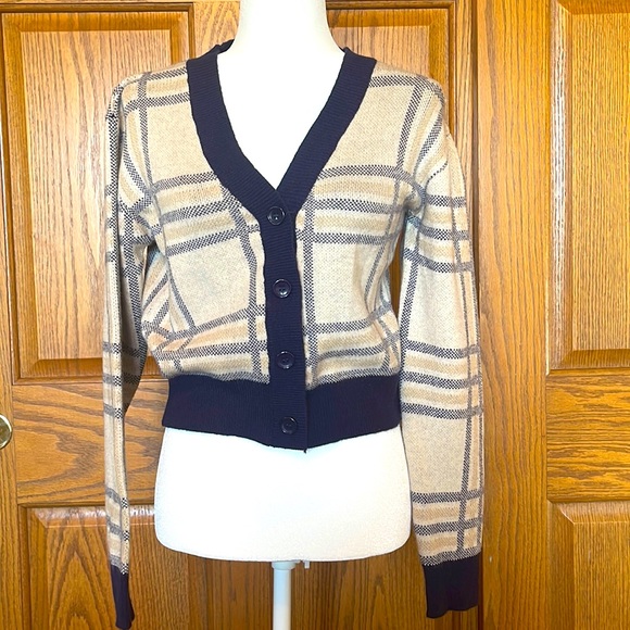 WITTY FOX NWOT BUTTON FRONT V NECK PLAID CARDIGAN XS OVERSIZED - Picture 3 of 7